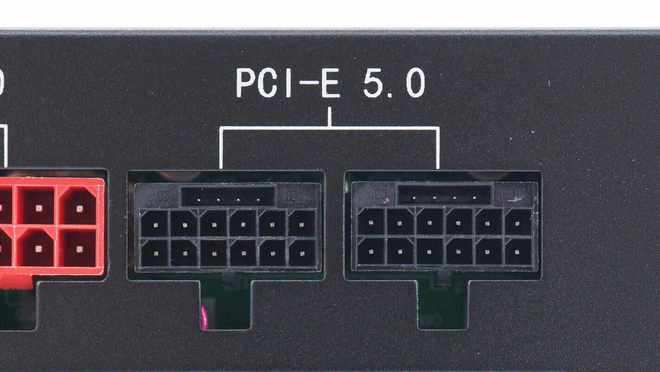 白金牌效率百盛高能XG850 850亿博电竞 亿博官网W电脑电源拆解(图6)