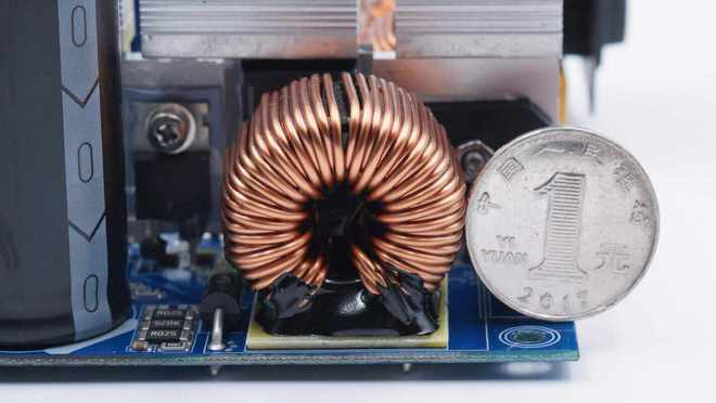白金牌效率百盛高能XG850 850亿博电竞 亿博官网W电脑电源拆解(图10)